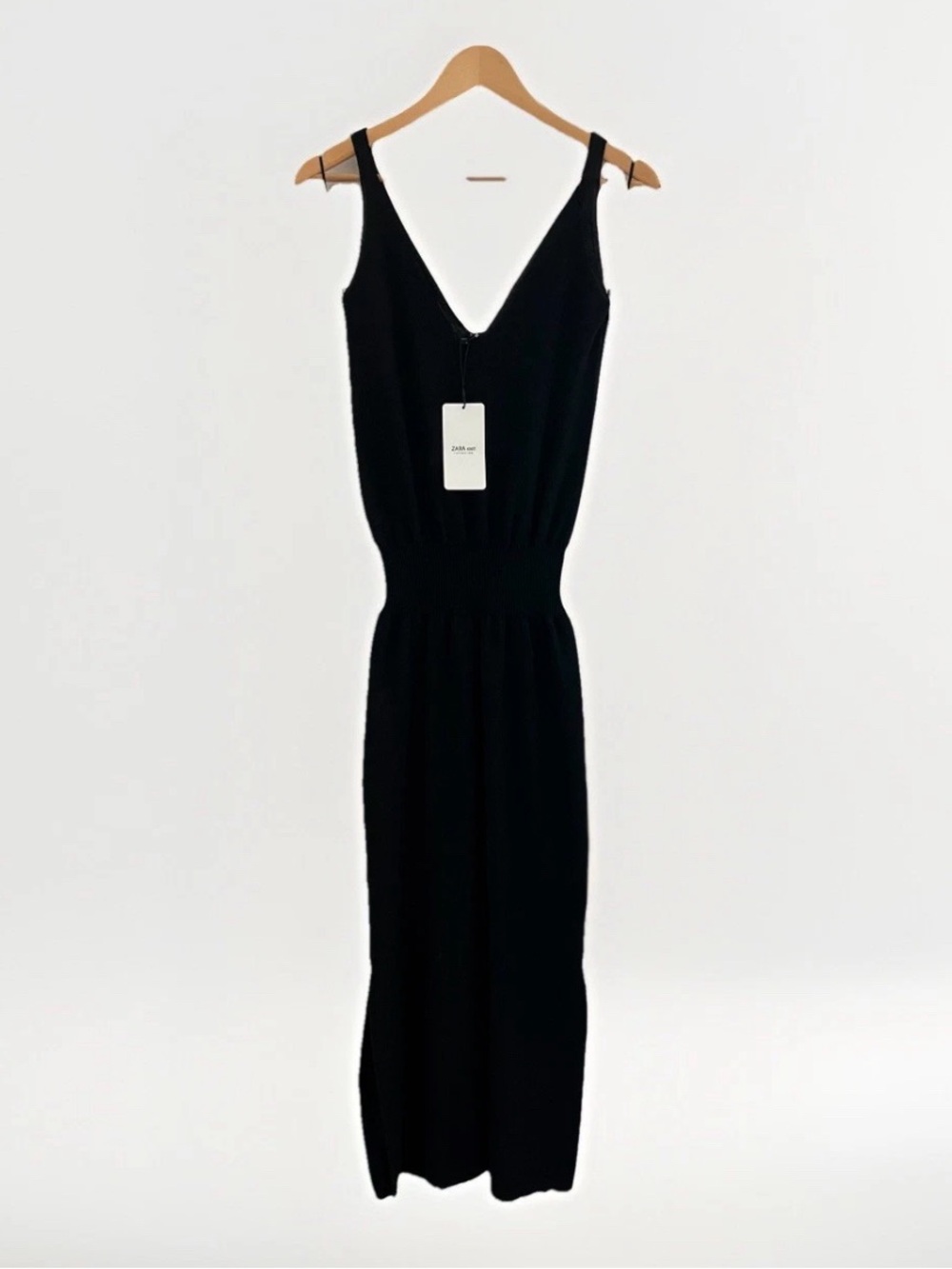 NWT Zara Fine Kinte Black Sleeveless V-Neck Maxi Dress Mefium